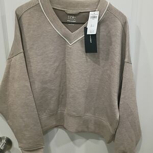 Abercrombie & Fitch Women's Beige V-Neck Sweater